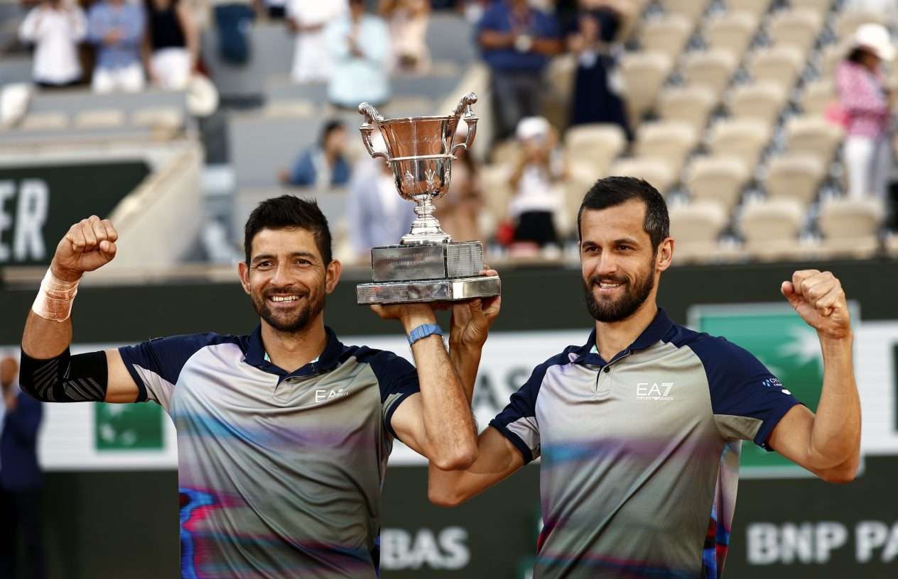 Marcelo Arevalo ja Mate Pavic juhlivat Ranskan avointen voittoa (Kuva: AOP)