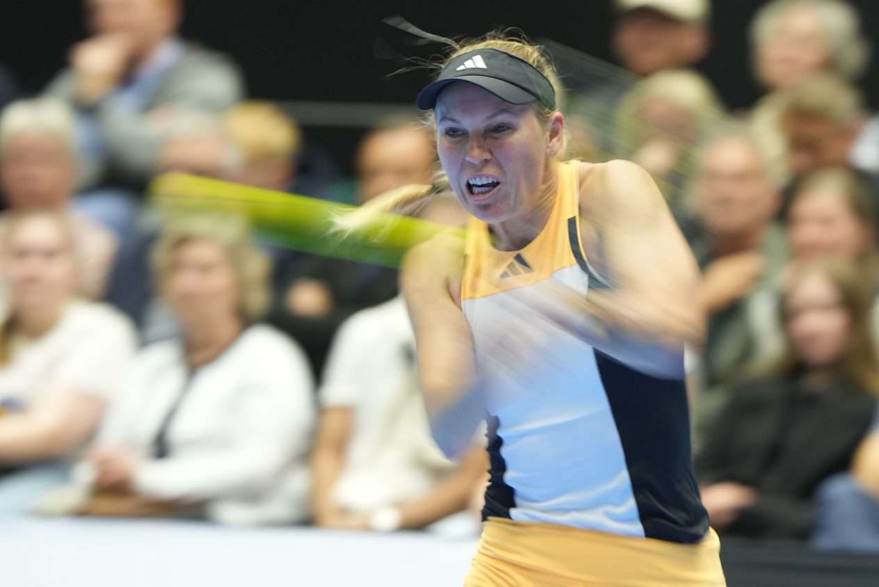 Caroline Wozniacki tositoimissa (Kuva: AOP)
